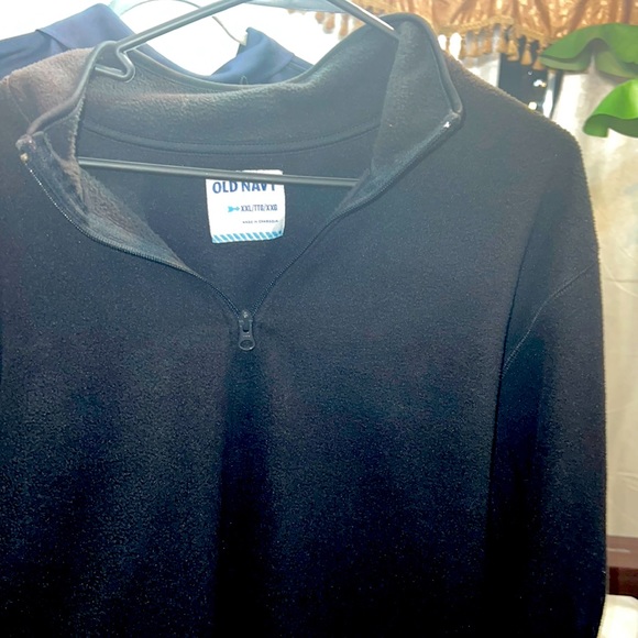 Old Navy UEC sweatshirt mock zip turtle neck. Elegant yet casual.  www.imisca.jp